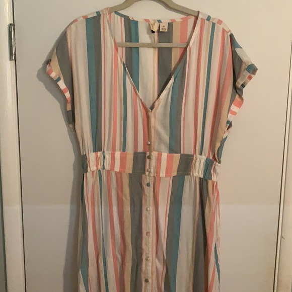 Beautiful Roxanna Maxi dress LNC size L - Picture 3 of 3